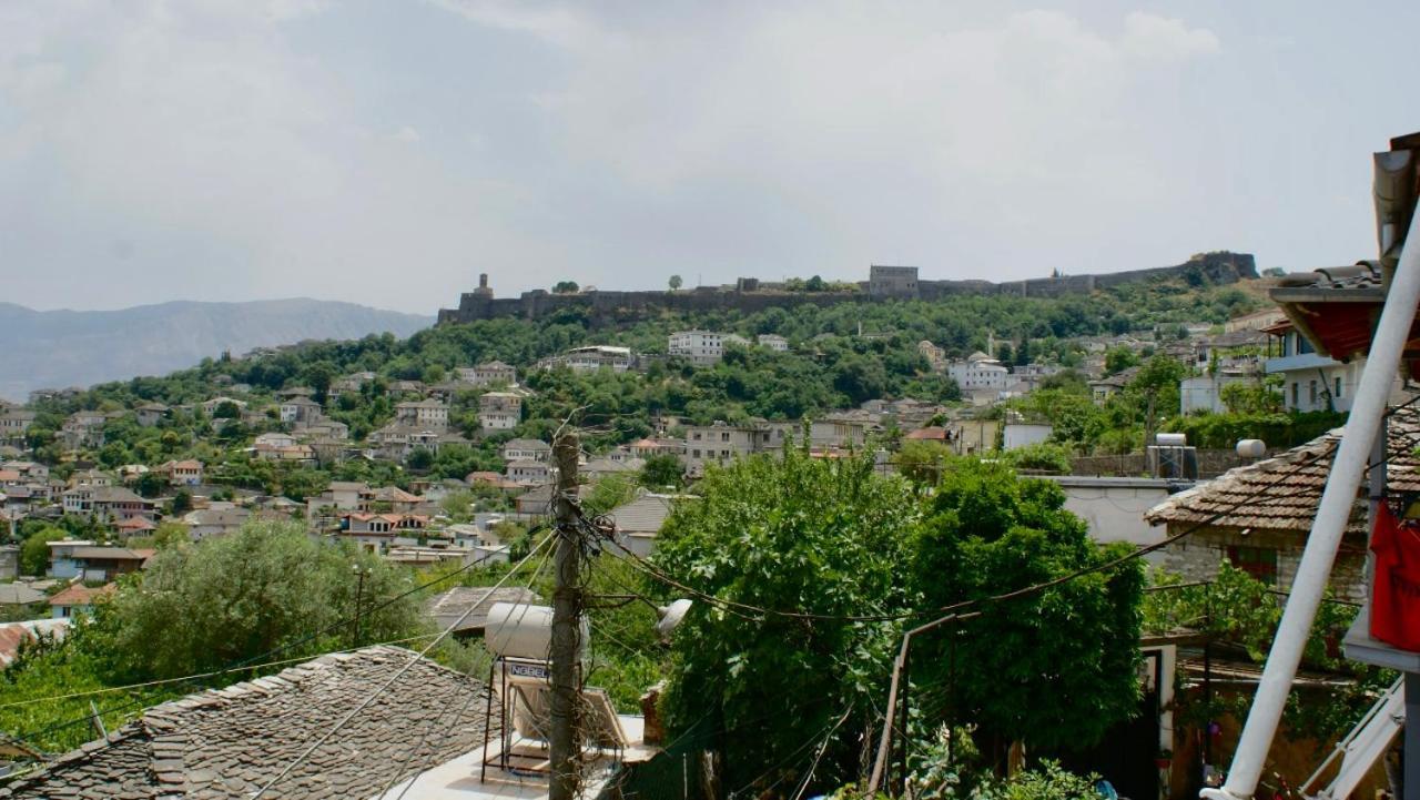 Guesthouse Bazzar Gjirokastër Extérieur photo